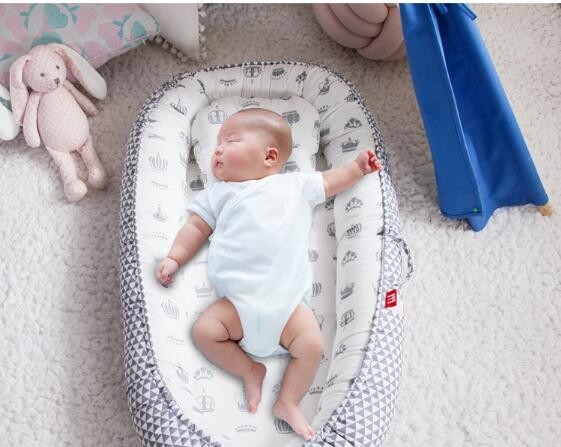 Standard 2.5kg Infant Sleeping Crib Comfortable and Durable for B2B Buyer